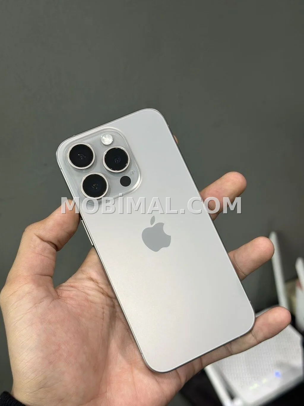 IPhone 15 Pro, 256 GB, Natural Titanium, Zəmanət, Simsiz şarj, Face ID