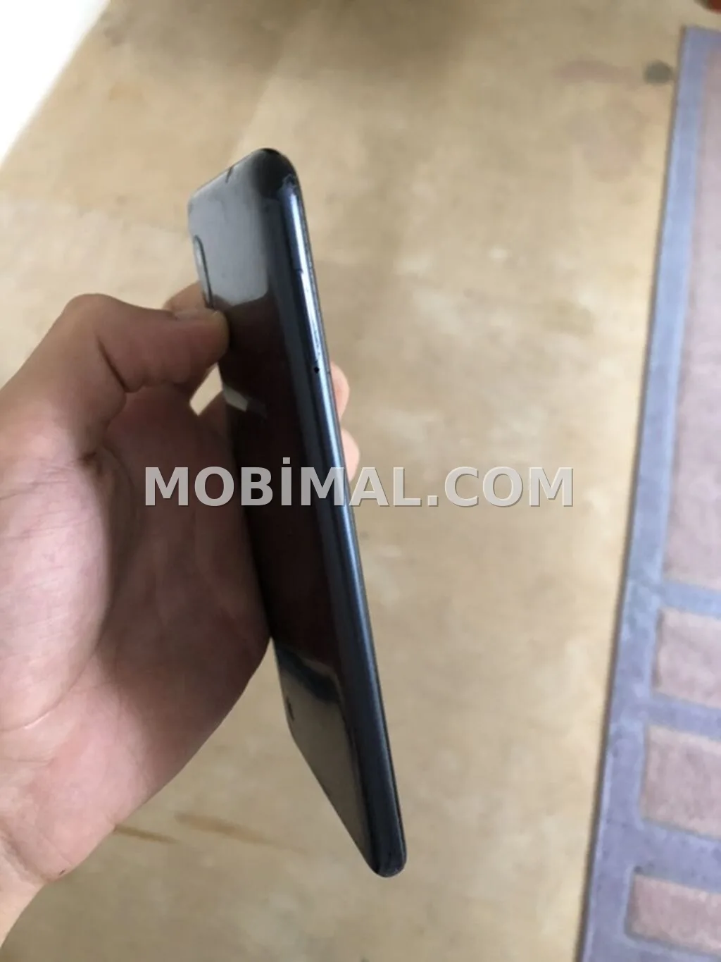 Samsung Galaxy A10, 32 GB, rəng - Qara, Qırıq
